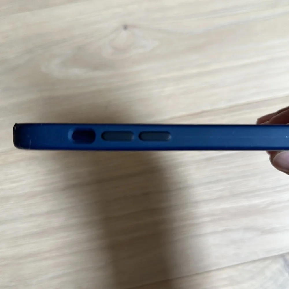 Apple 12 Silicone Case Deep Navy
